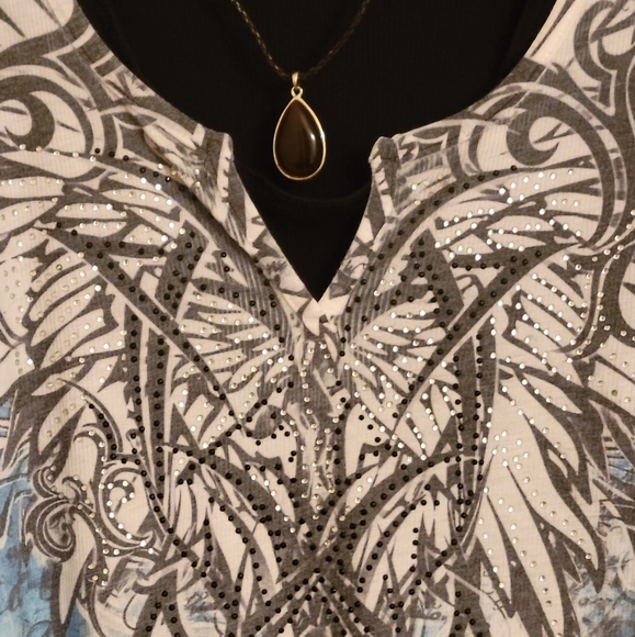 Kiara long-sleeve split neck tattoo inspired top Sz XXL - Picture 3 of 9